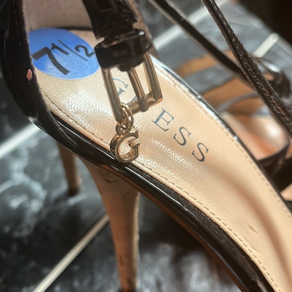 Guess heels size 7.5 - Picture 4 of 5